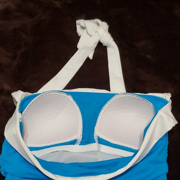 Bathing Suit - Picture 4 of 6